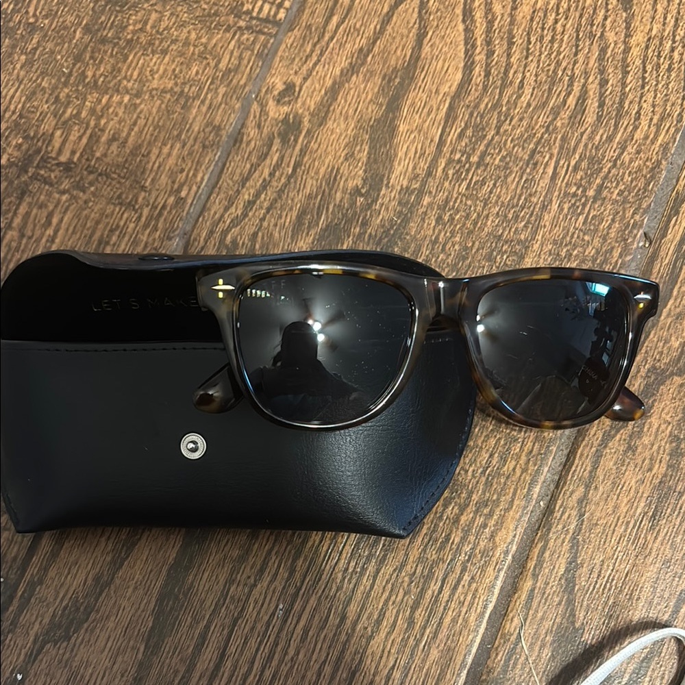 Diff Eyewear Tortoise Shell Sunglasses